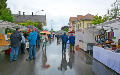Maimarkt: Buntes Treiben trotzt dem Wetter