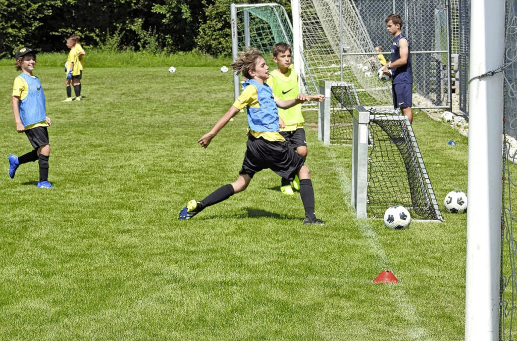 101 Kinder im YB Kids Camp im Erli